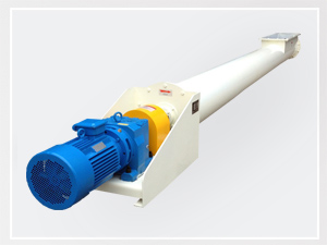 利用旋轉的螺旋葉片將物料推移，葉片可分為左旋和右旋